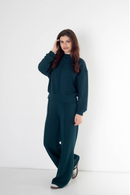 Костюм жіночий